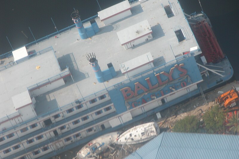 Bally's_Casino_New_Orleans_after_Hurricane_Katrina,_2005